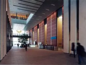東京ビルディングの外観