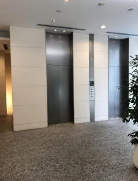 RASA日本橋ビルの外観