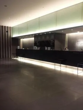 東急キャピトルタワーの外観