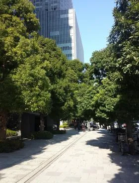 東急キャピトルタワーの外観