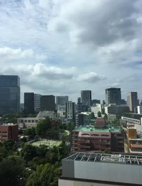 東急キャピトルタワーの外観