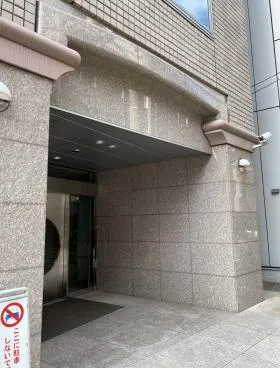 共同岩本町2丁目ビルの外観