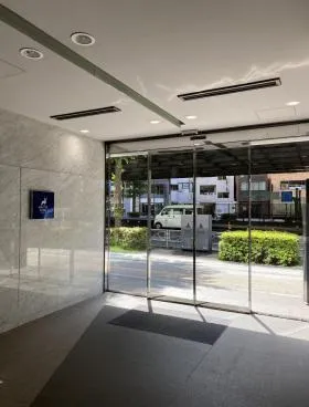 岩本町東洋ビルの外観