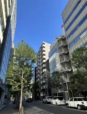 プルータスビルの外観
