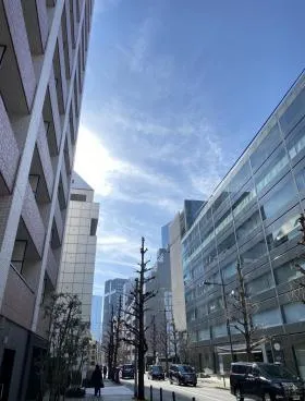 文藝春秋本館ビルの外観