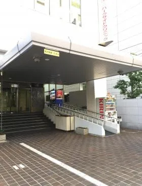 日本女子会館ビルの外観
