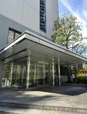 上智紀尾井坂ビルの外観