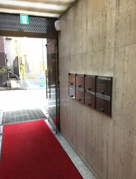 久保寺ビルの外観