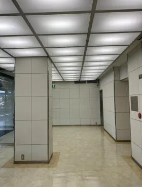 山脇ビルの外観