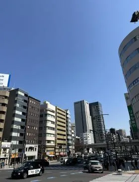 北の丸スクエアの外観
