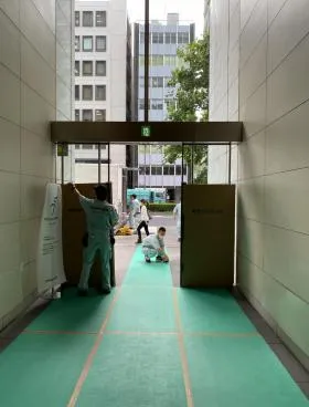 麹町ミッドスクエア(旧:麹町4丁目共同ビル)の外観