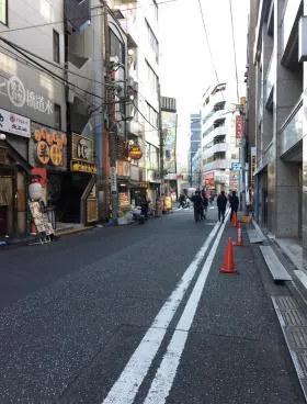 水道橋西口会館ビルの外観