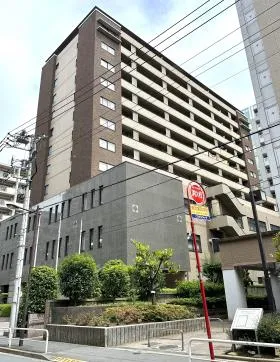 エルフェ四番町ビルの外観