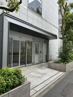 竹橋スクエアビルの外観