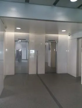 新橋六丁目ビルの外観