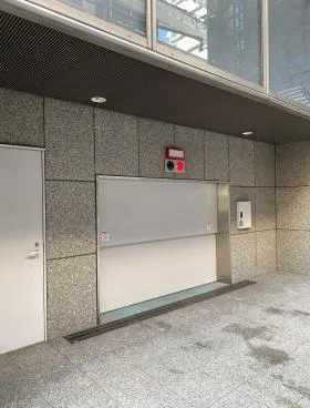 NKFビルの外観