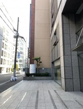 NKFビルの外観
