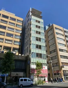 虎ノ門A&KPIビルの外観