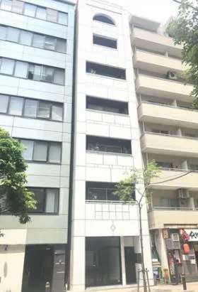 NAOSHI本社ビルの外観