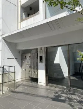 代官山ハウスアネックスビルの外観