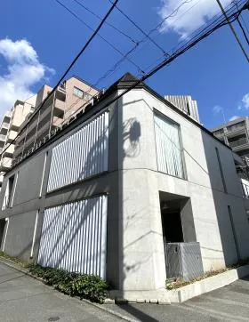 TWIZA代々木ビルの外観
