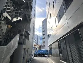 +SHIFT KANDAの外観