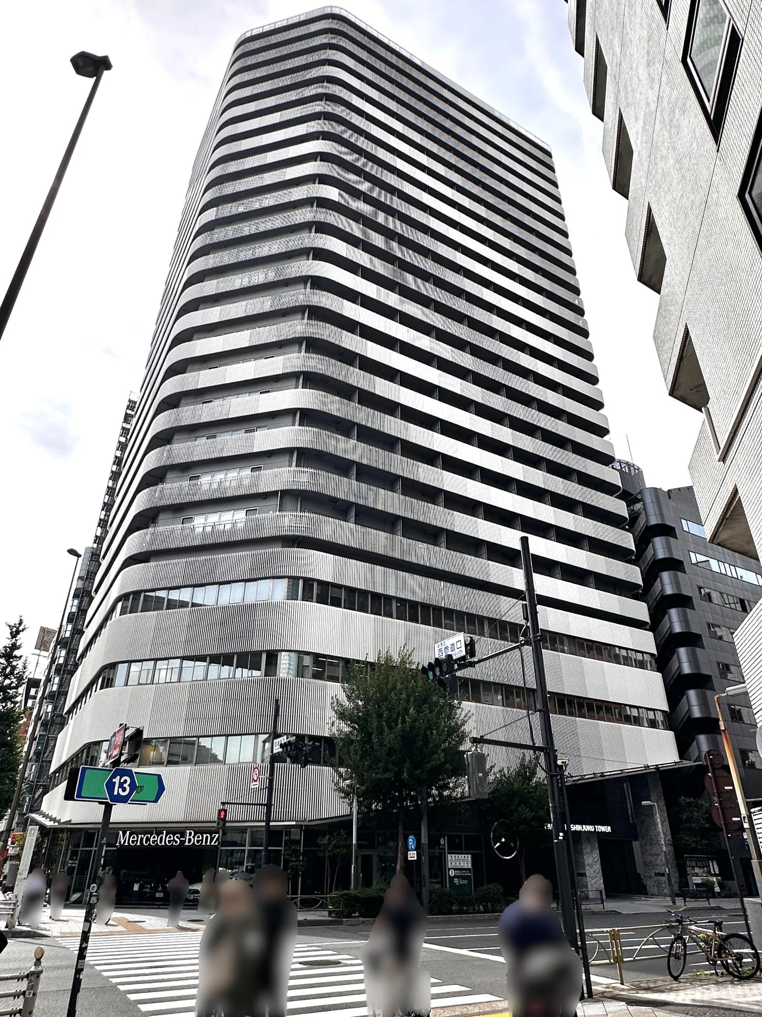 フロンティア新宿タワー(旧TSI新宿タワー)ビル