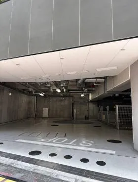CIRCLES西新宿の外観