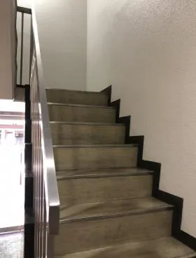 財津ビルの外観
