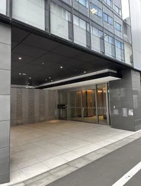 阪急阪神上野御徒町ビルの外観