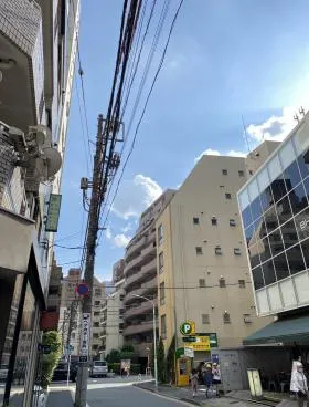 麻布HAUSビルの外観