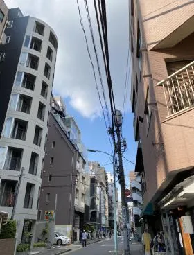 麻布HAUSビルの外観