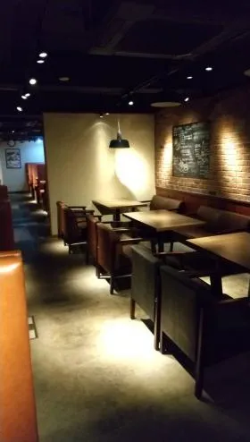 寿司常会館の外観