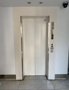 日本橋吉橋ビルの外観