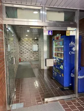 お茶の水中央ビルの外観