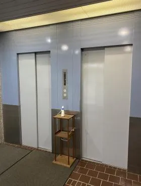 お茶の水中央ビルの外観