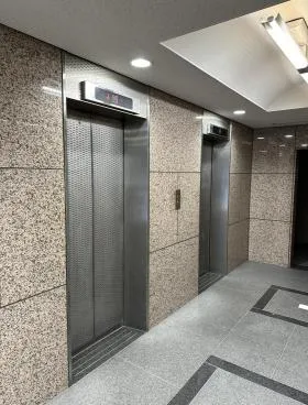 千切屋東京ビルの外観