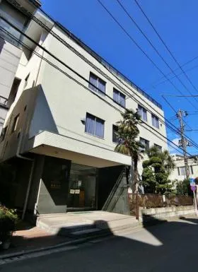 誠秀ビルの外観