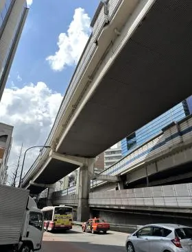出光池尻ビルの外観