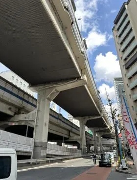 出光池尻ビルの外観