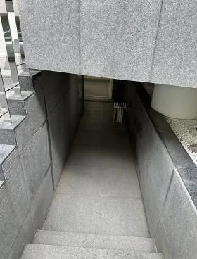 八丁堀エイトビルの外観