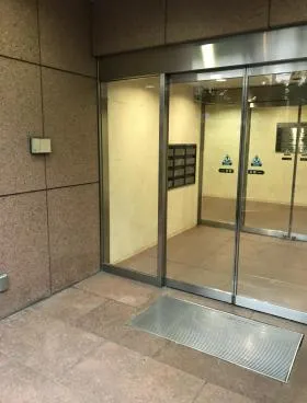 ホンダビルの外観