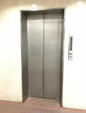 ホンダビルの外観