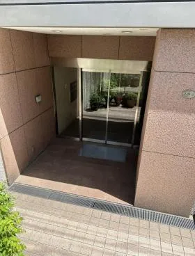 ホンダビルの外観