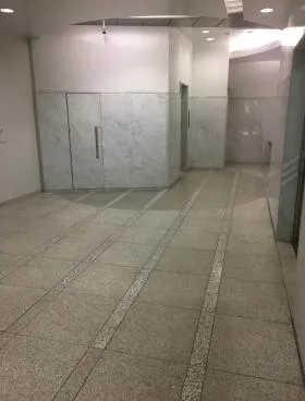 お茶の水元町ビルの外観