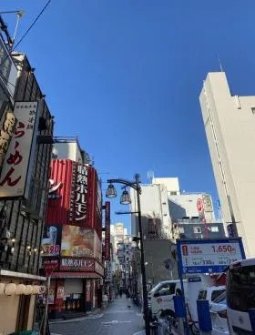 江戸半ビルの外観