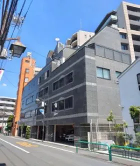 ウインローダービルの外観