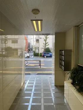 お茶の水サニービルの外観
