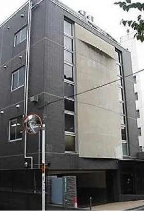 MKビルの外観