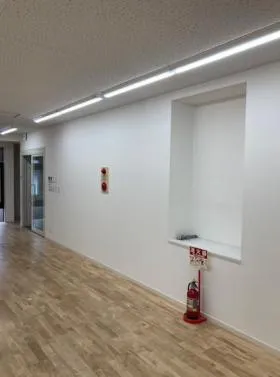 鎌倉ニュージャーマン駅前本館ビルの外観